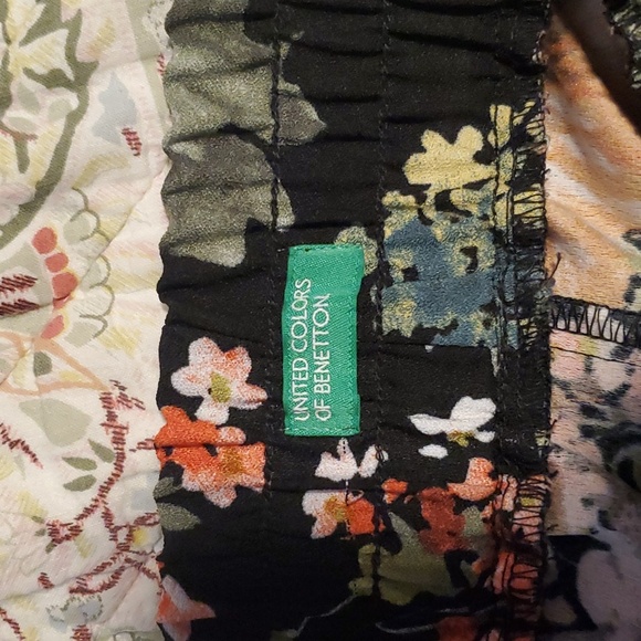 United Colours of Benetton - Picture 3 of 4